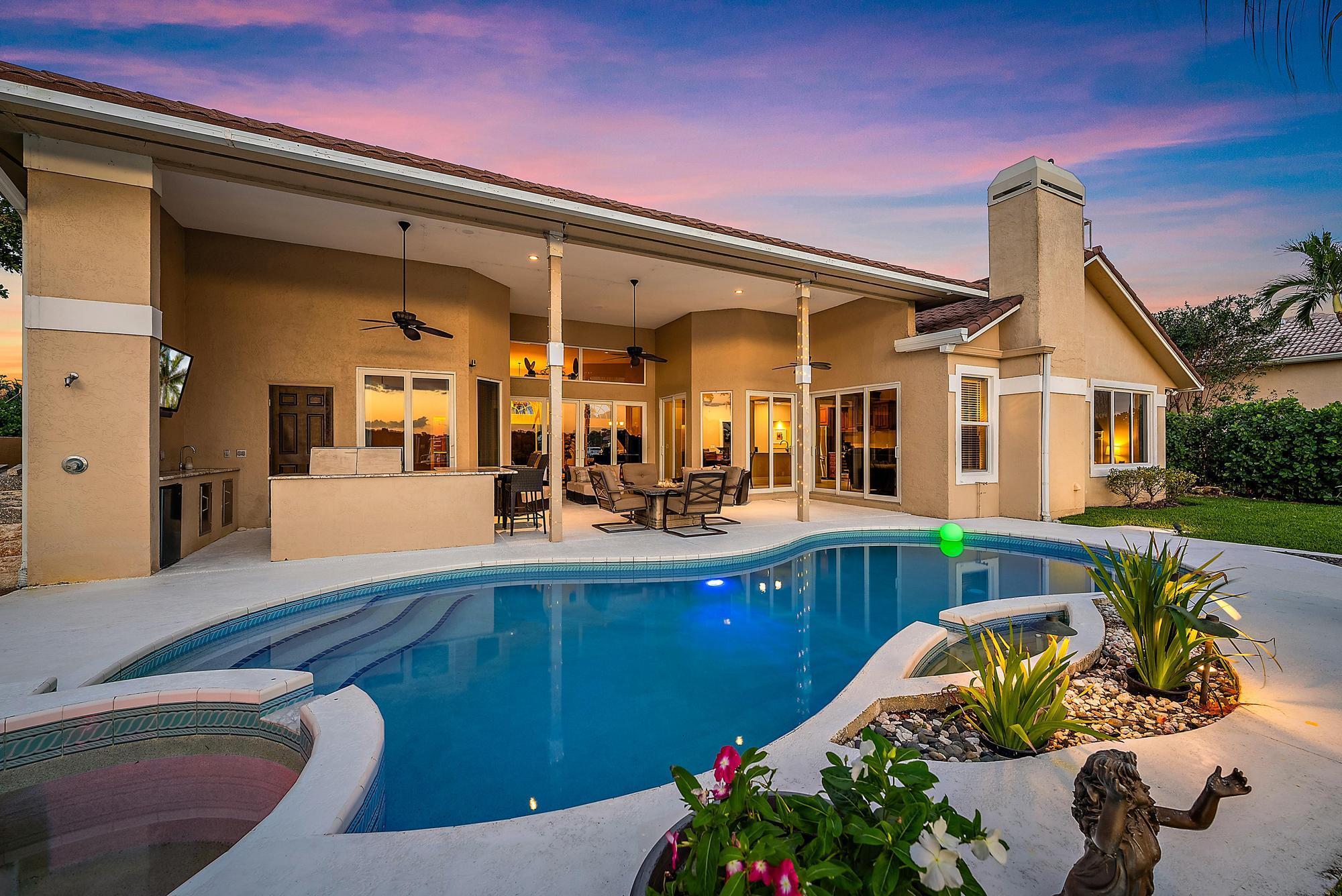 NORTH PASSAGE - Residential