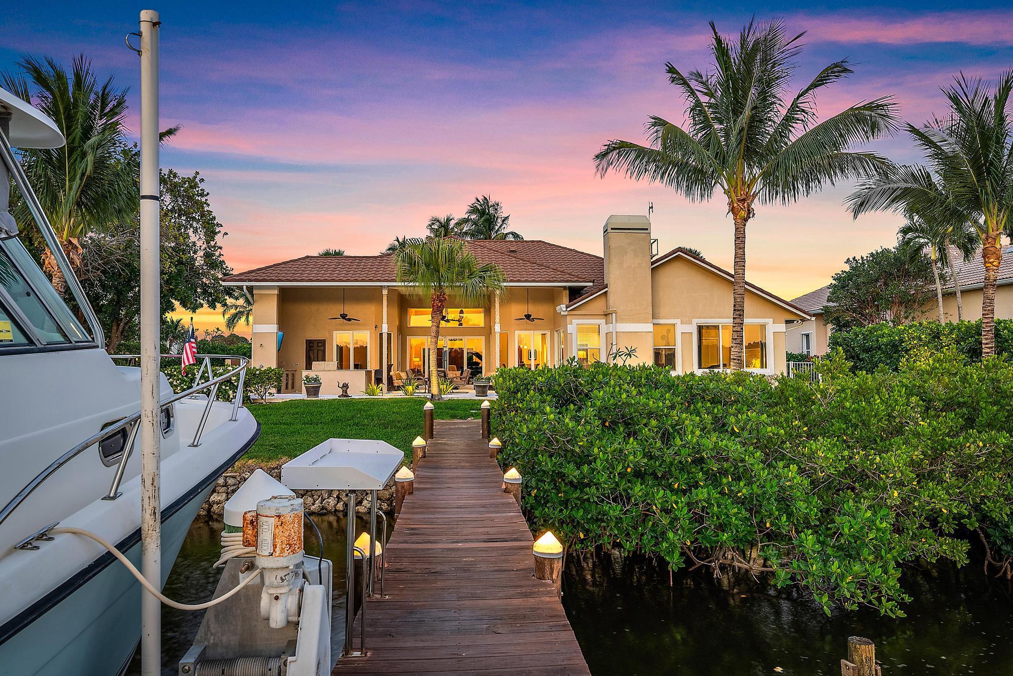 NORTH PASSAGE - Residential