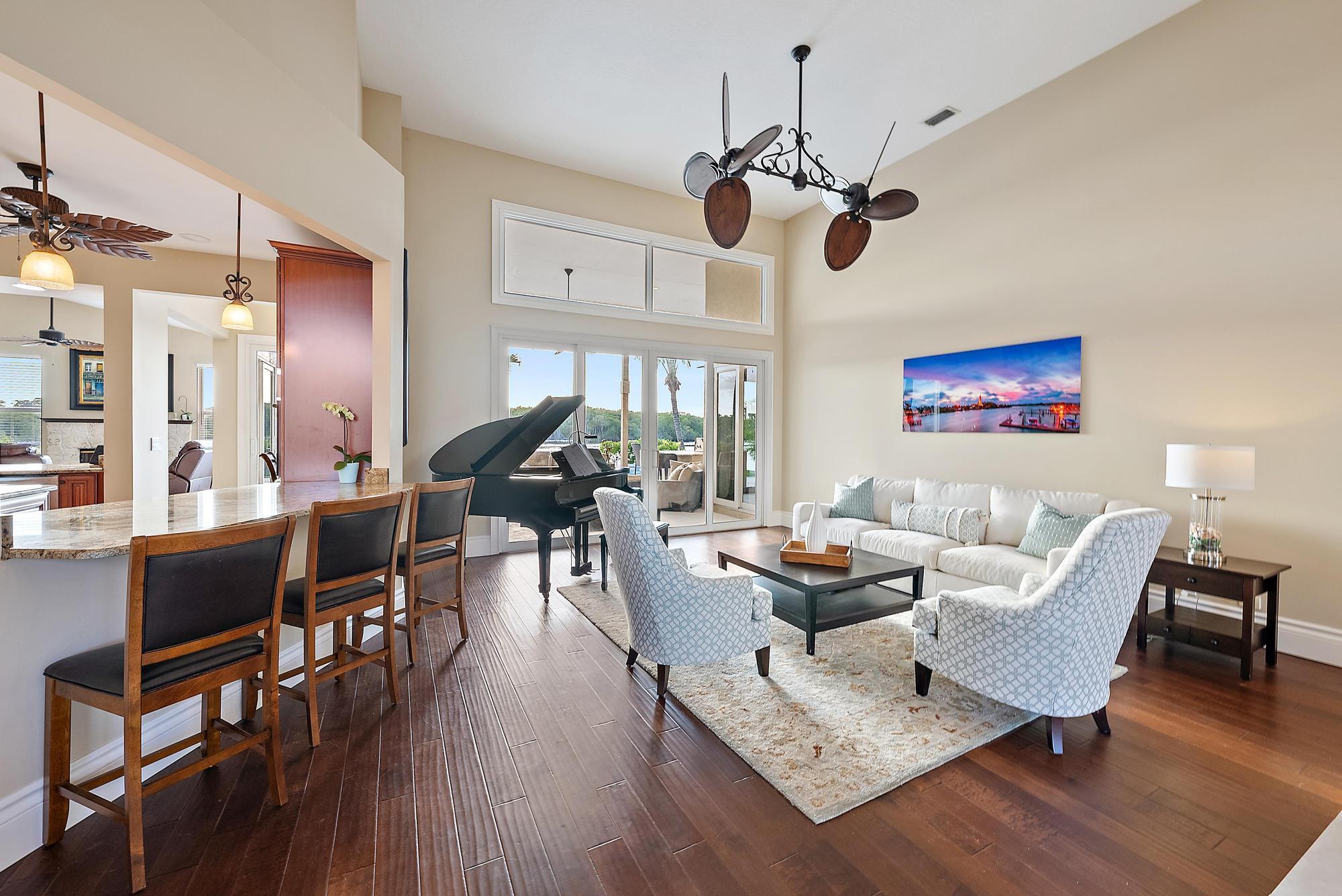 NORTH PASSAGE - Residential