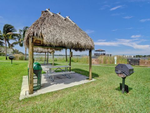 A home in Oakland Park