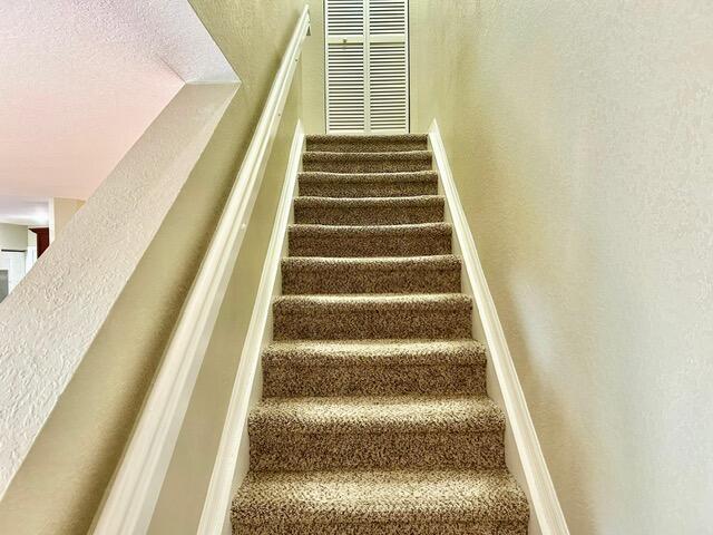 ROYAL WOODS CONDO - Residential