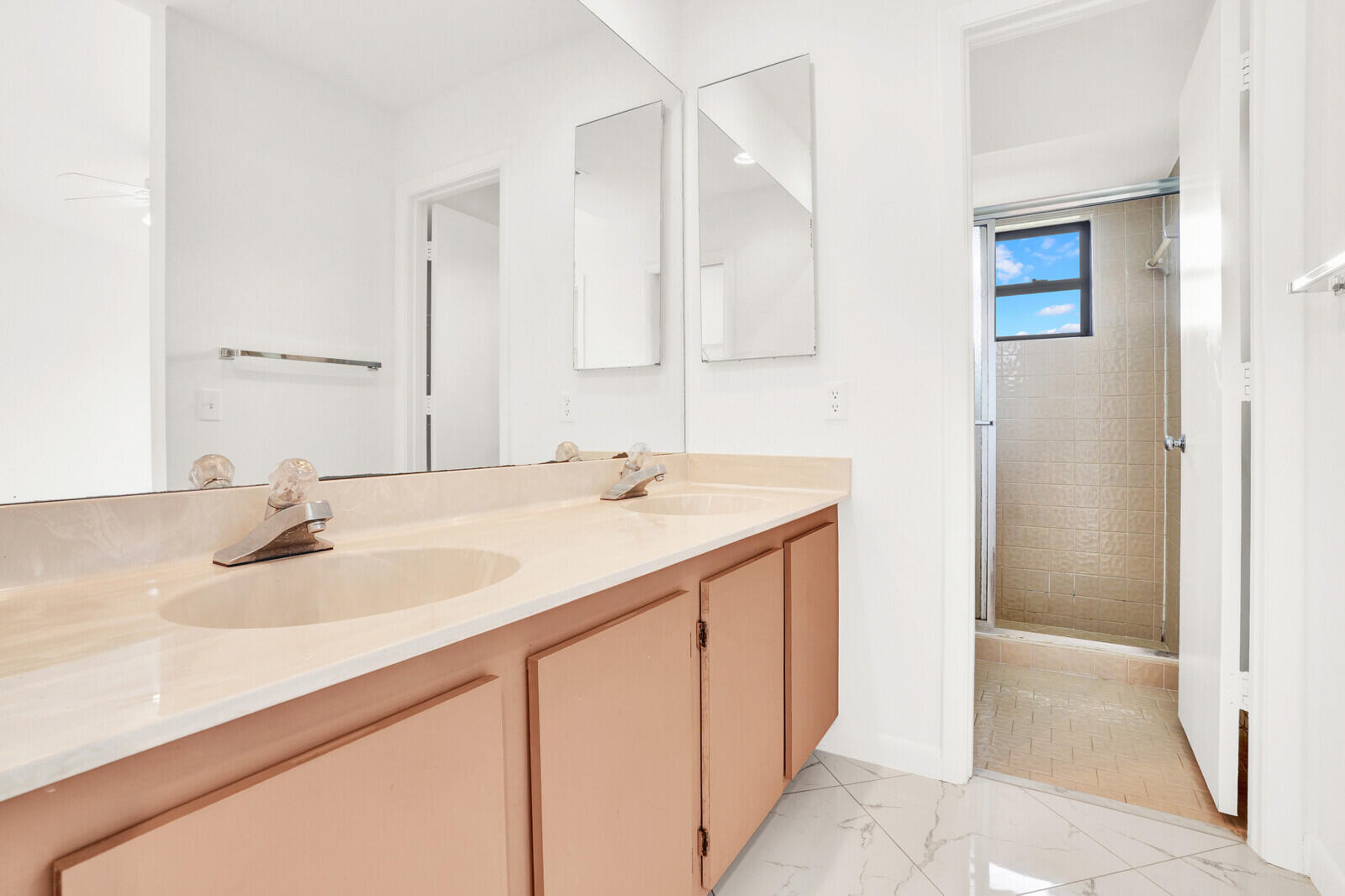 QUAIL MEADOW AT MARTIN DO - Residential