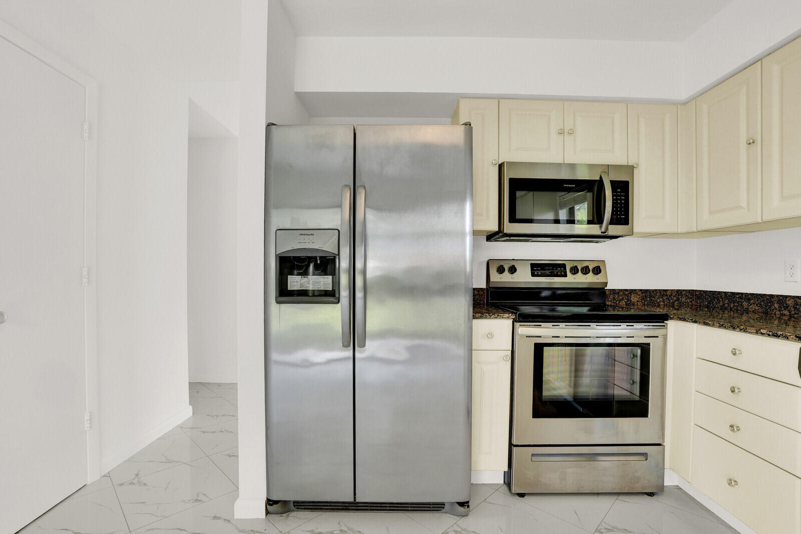 QUAIL MEADOW AT MARTIN DO - Residential