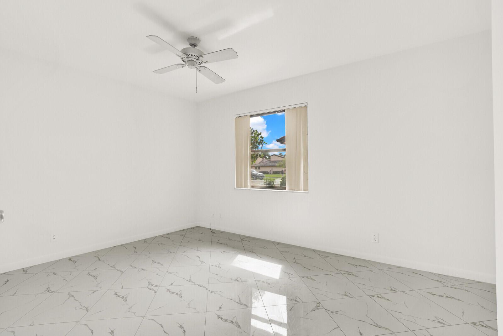 QUAIL MEADOW AT MARTIN DO - Residential