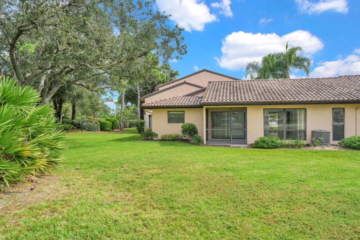 QUAIL MEADOW AT MARTIN DOWNS (AKA MARTIN DOWNS PLA - Residential