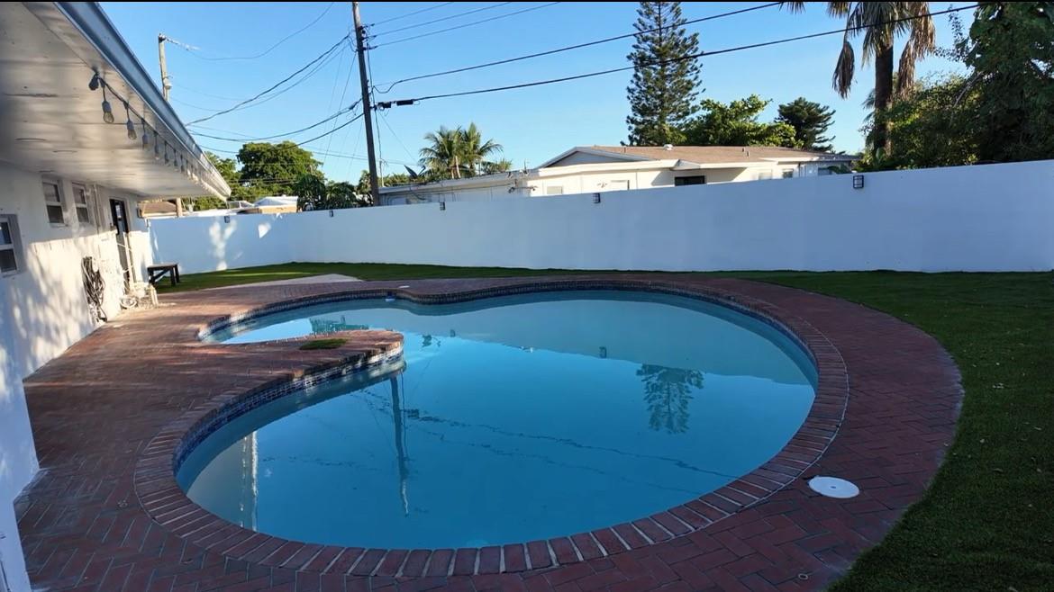 Bonnie Loch Sec 1 51-5 B - Residential Lease