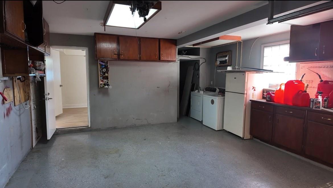 Bonnie Loch Sec 1 51-5 B - Residential Lease