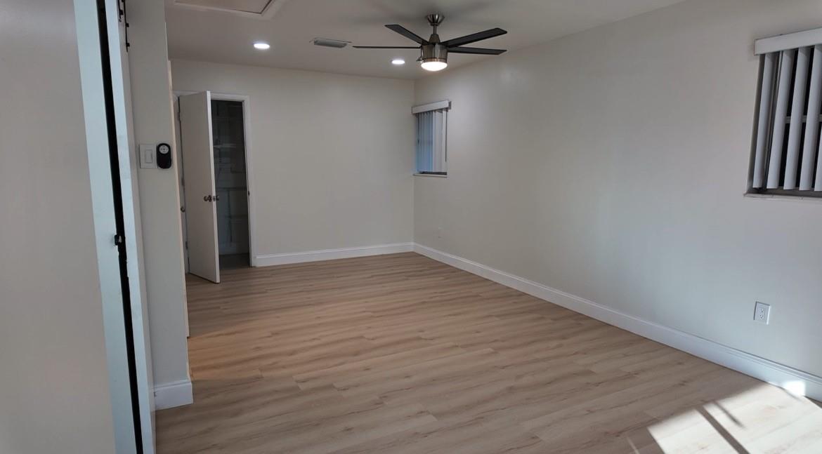 Bonnie Loch Sec 1 51-5 B - Residential Lease