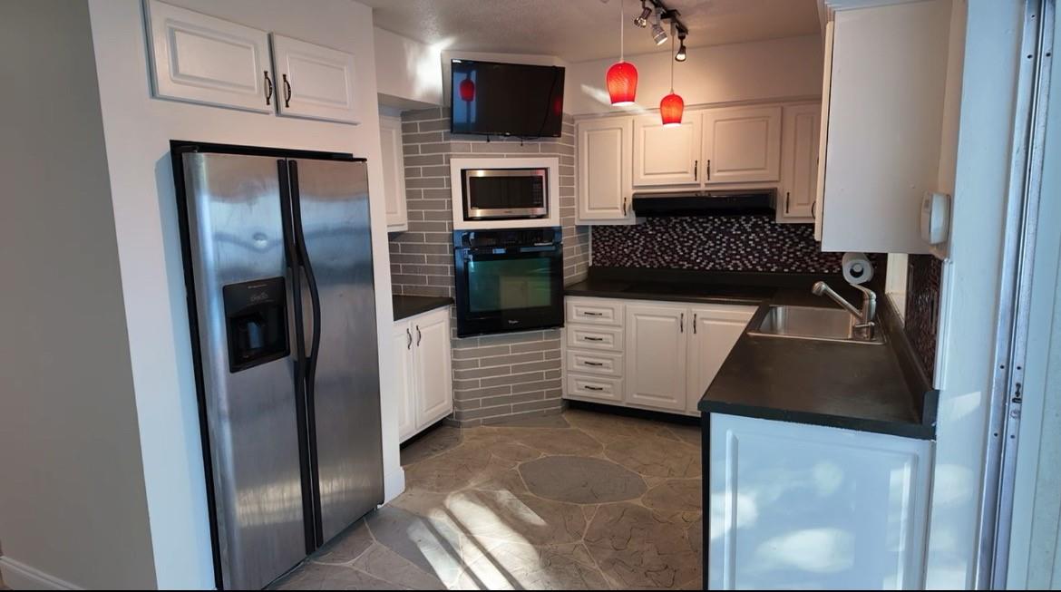 Bonnie Loch Sec 1 51-5 B - Residential Lease