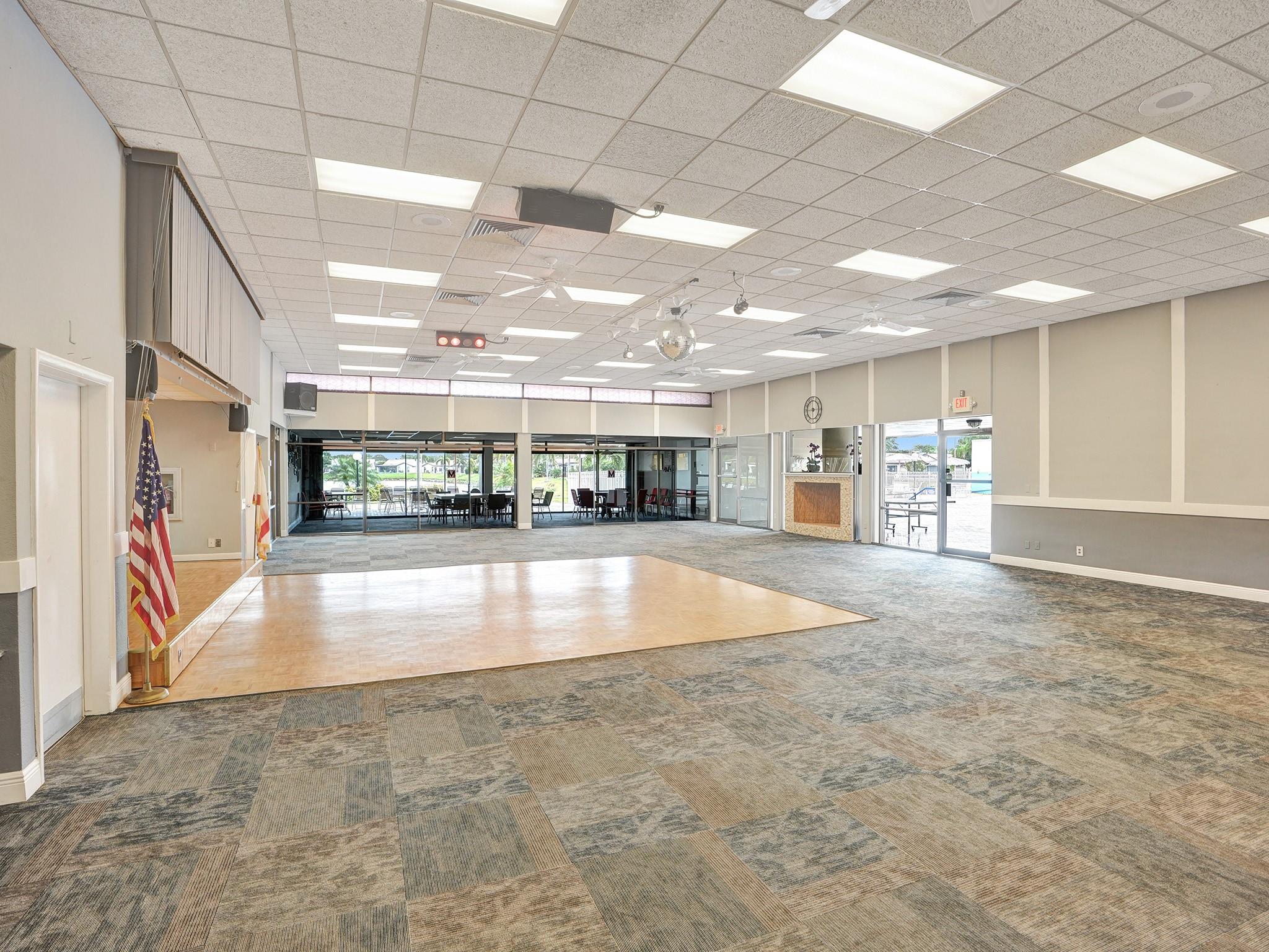 MEADOWS OF CRYSTAL LAKE - Residential