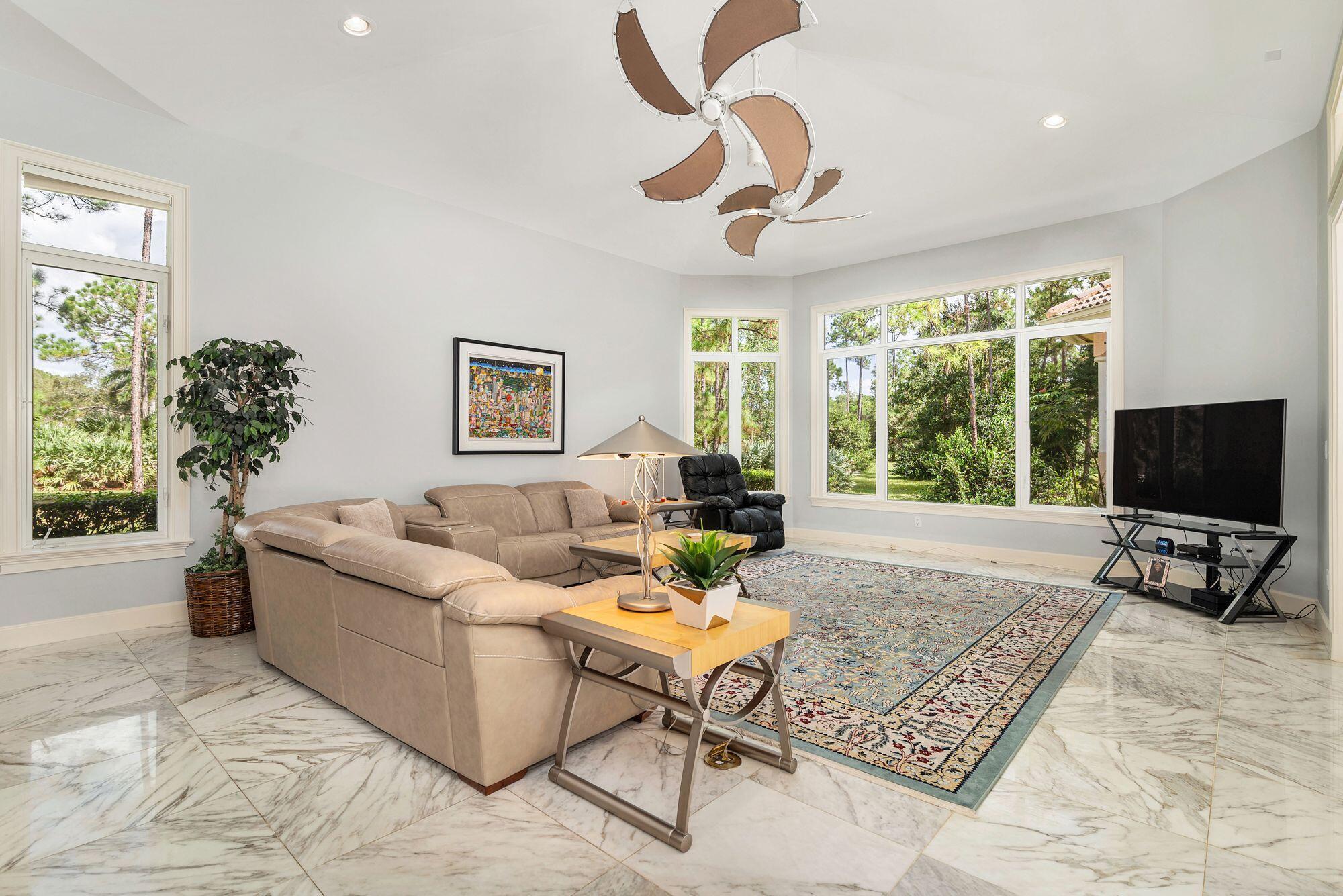 Caloosa - Residential