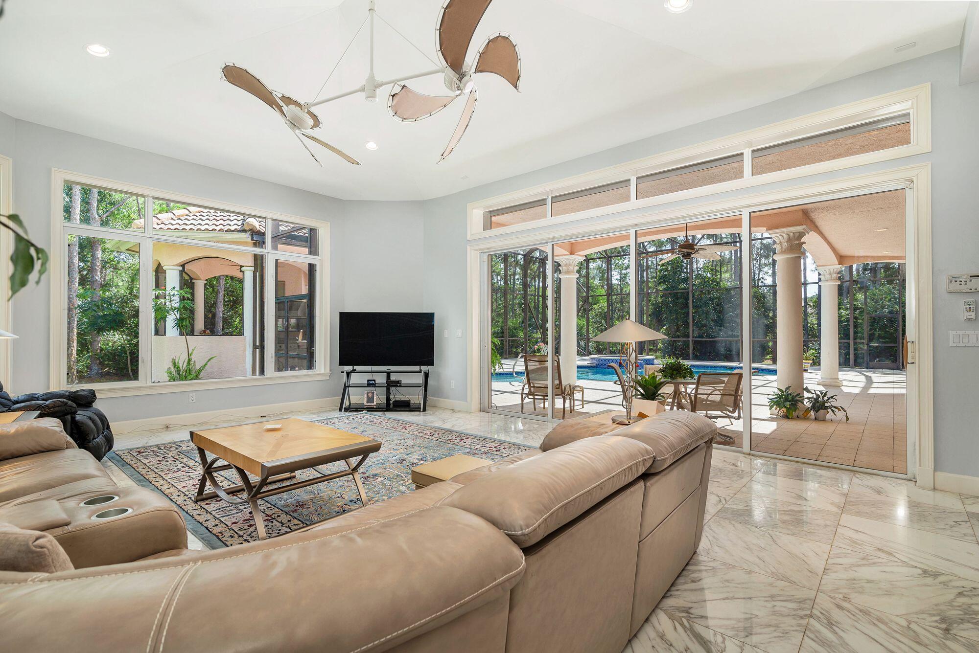 Caloosa - Residential