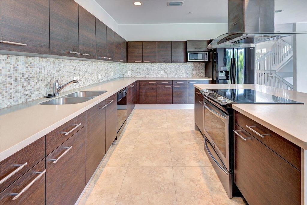 Photo of 1504 SW 4th Avenue, Fort Lauderdale, FL 33315 (MLS # F10458615)