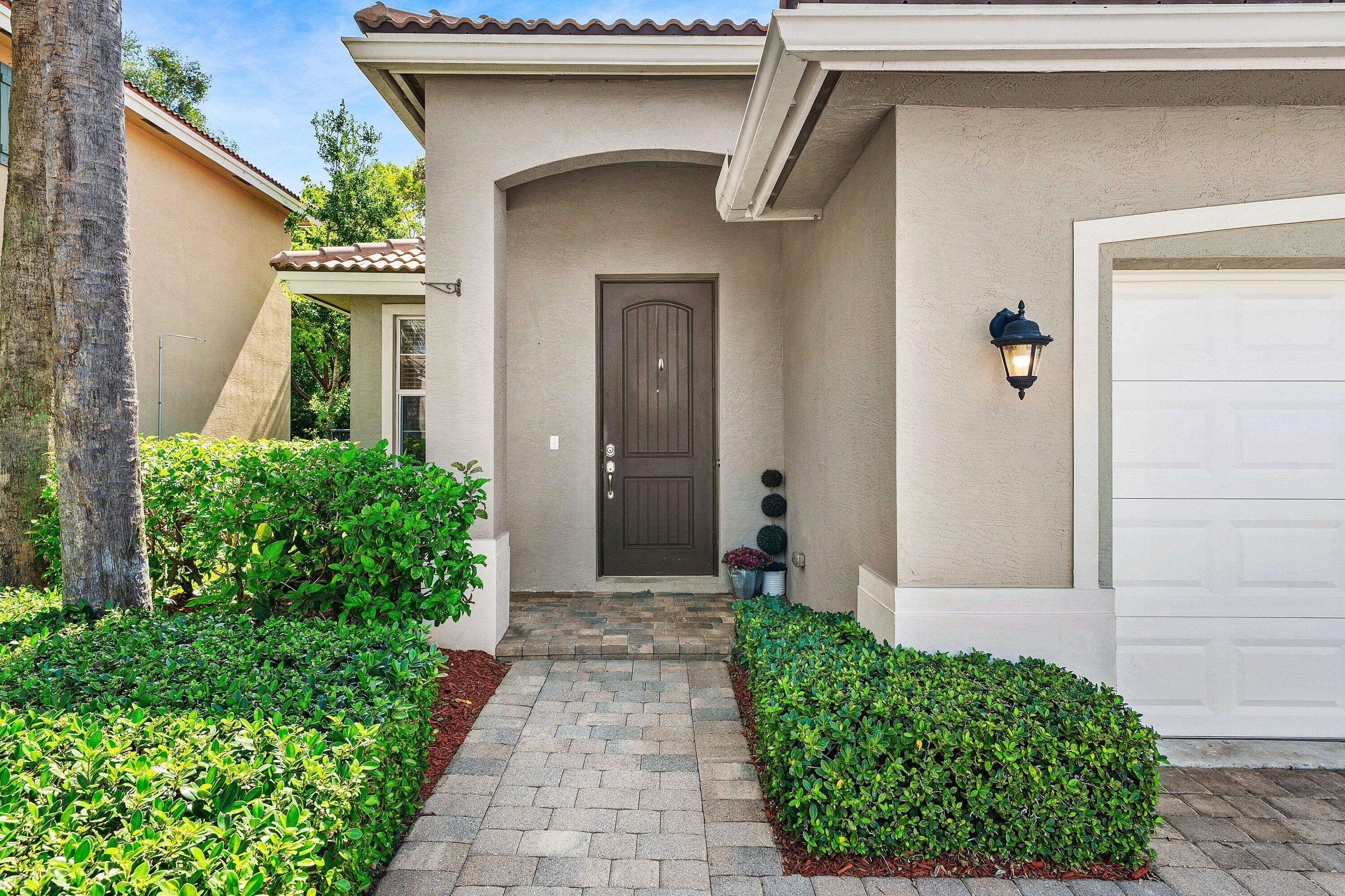 Properties 5613 Caranday Palm Drive