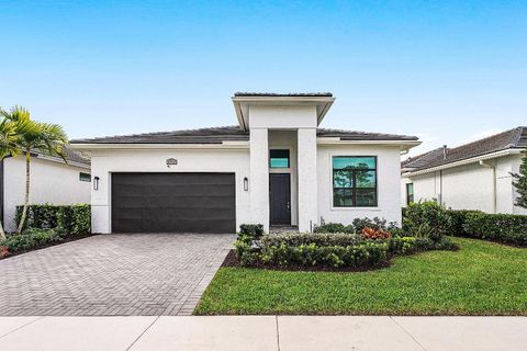 2752 SE Ashfield Drive Port St Lucie FL 34984