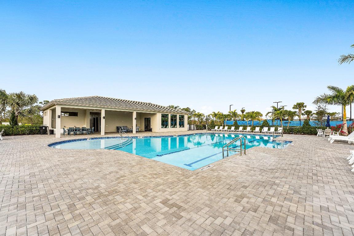 VERANDA ESTATES PHASE 1 - Residential