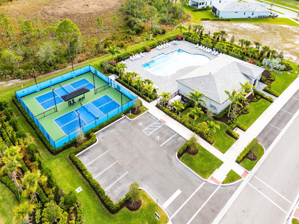 VERANDA ESTATES PHASE 1 - Residential