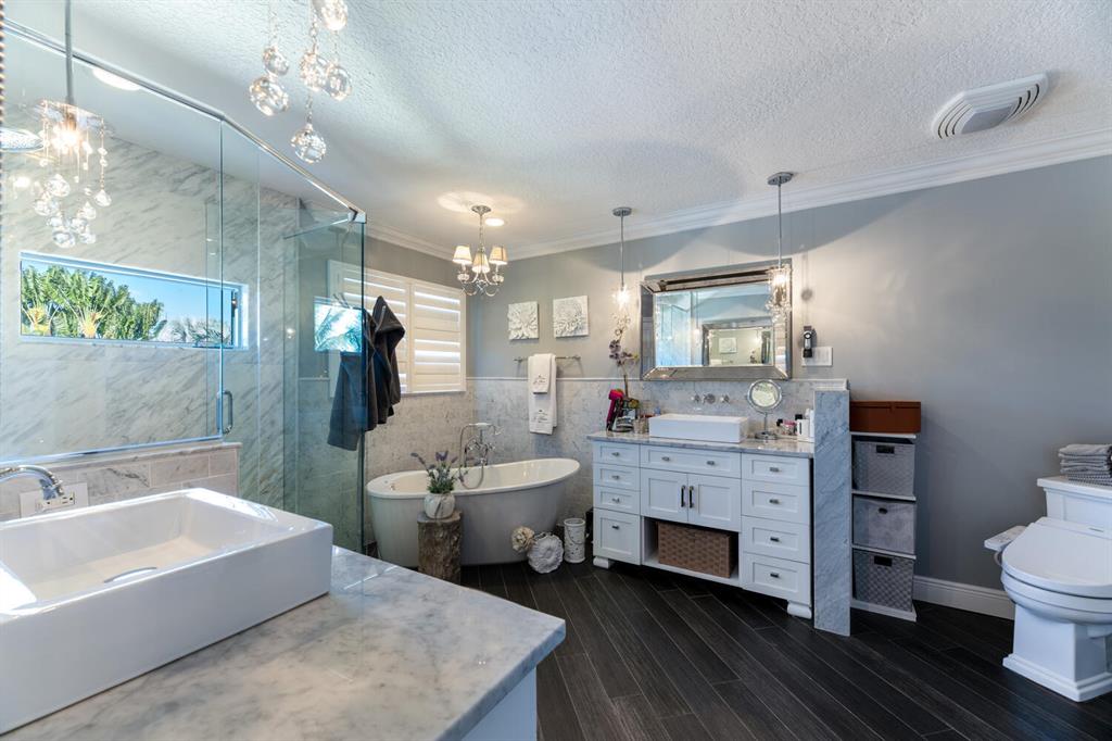 RIVERSIDE - Residential