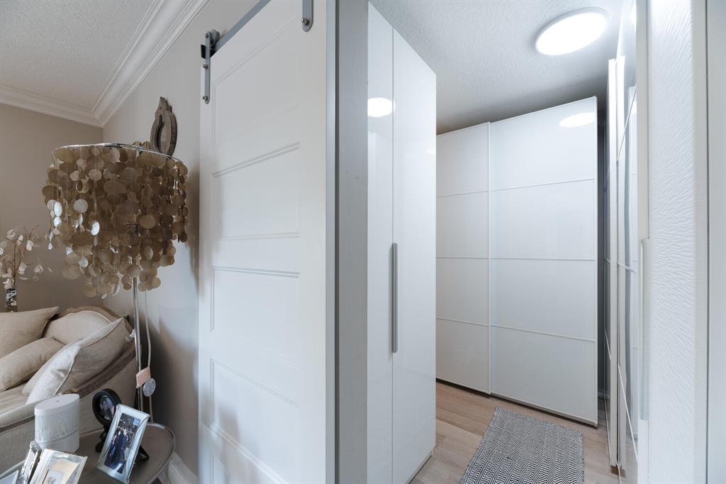 RIVERSIDE - Residential