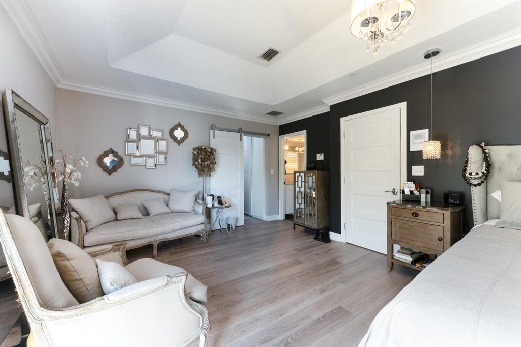 RIVERSIDE - Residential