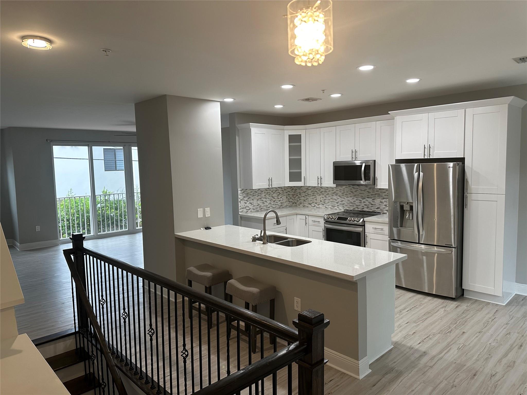 Highland Estates 15-65 B - Residential Lease