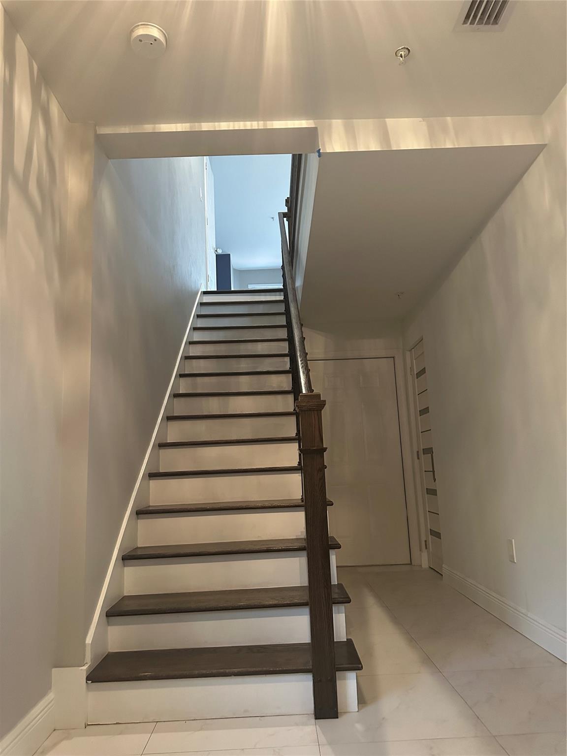 Highland Estates 15-65 B - Residential Lease