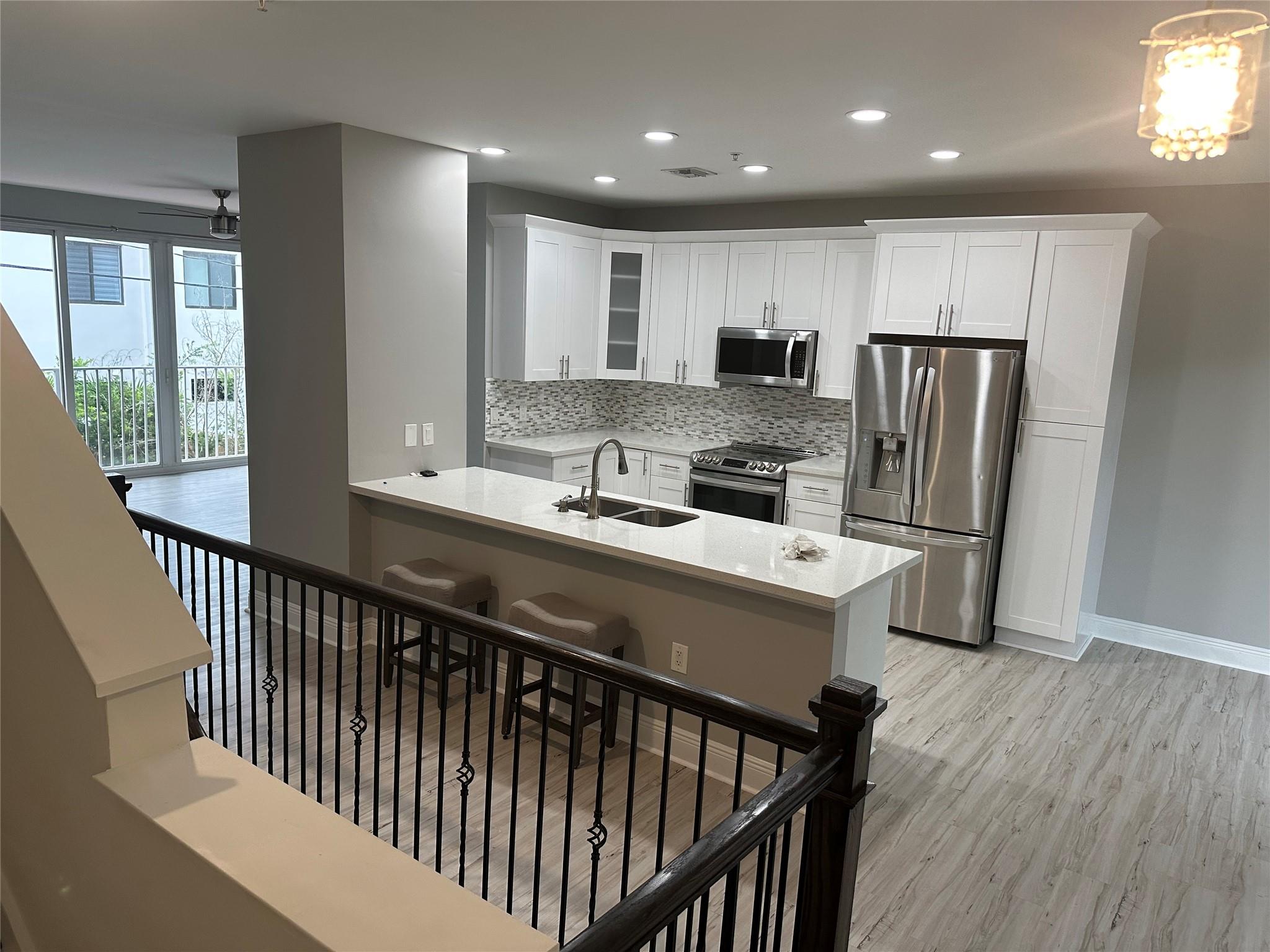 Highland Estates 15-65 B - Residential Lease