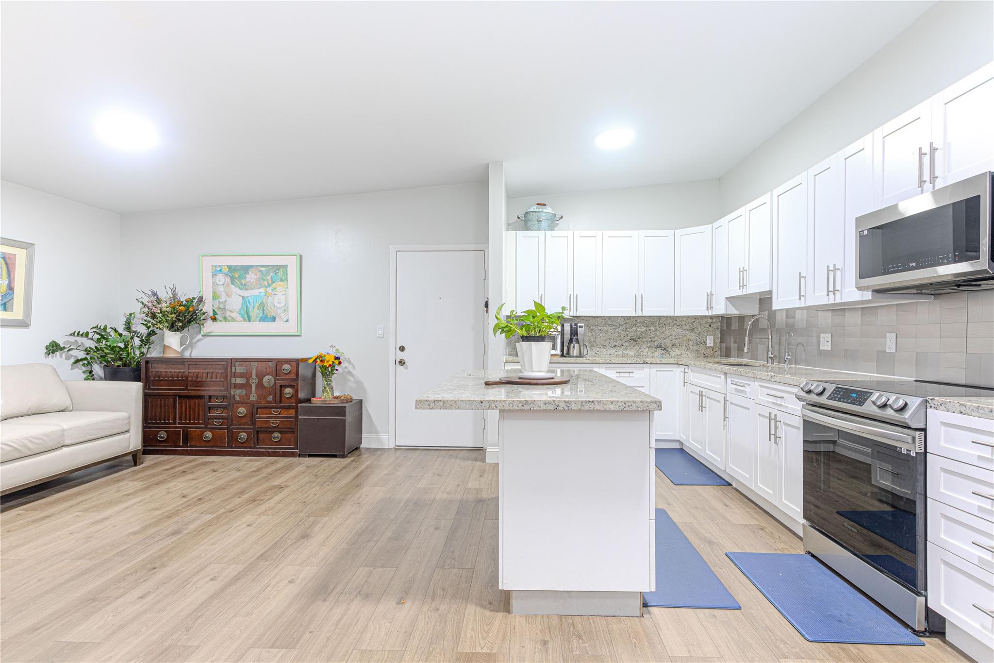 10675 W Clairmont Cir 202