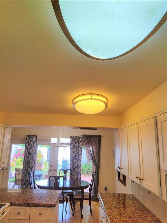 TownHouse isles - Residential