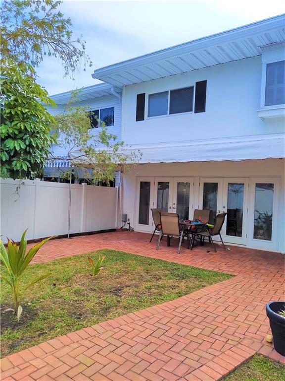 TownHouse isles - Residential