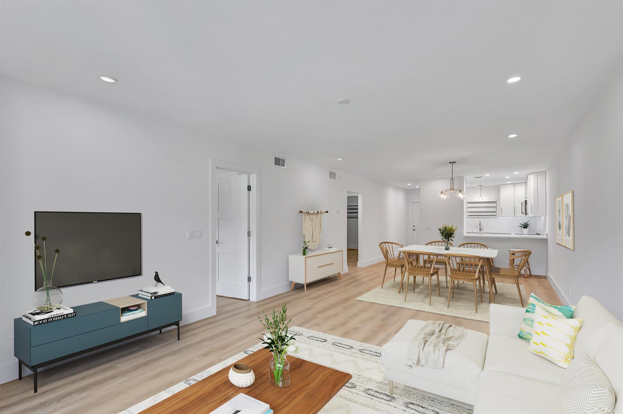 Properties 208 S Lakeside Drive 102