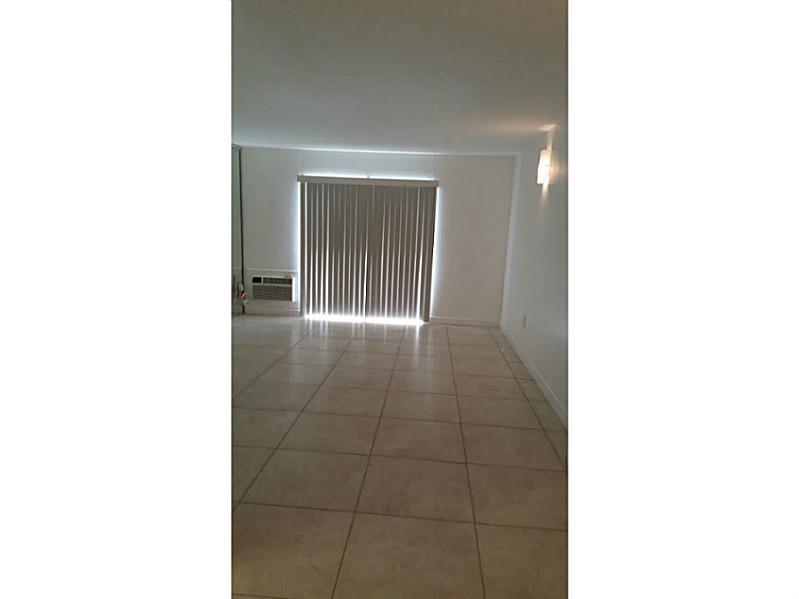 Bayshore Yatch & Tennis - Residential Lease