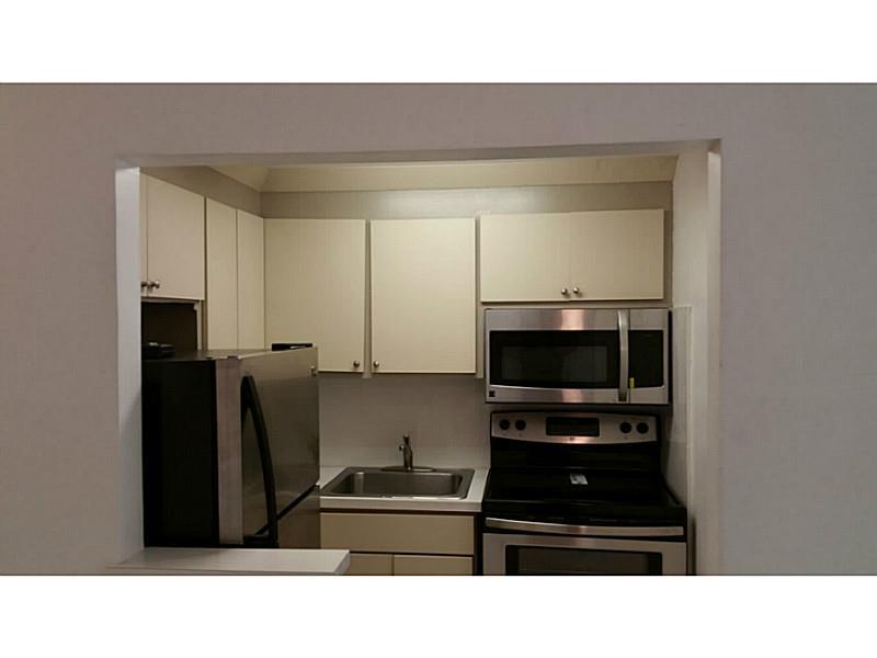 Bayshore Yatch & Tennis - Residential Lease