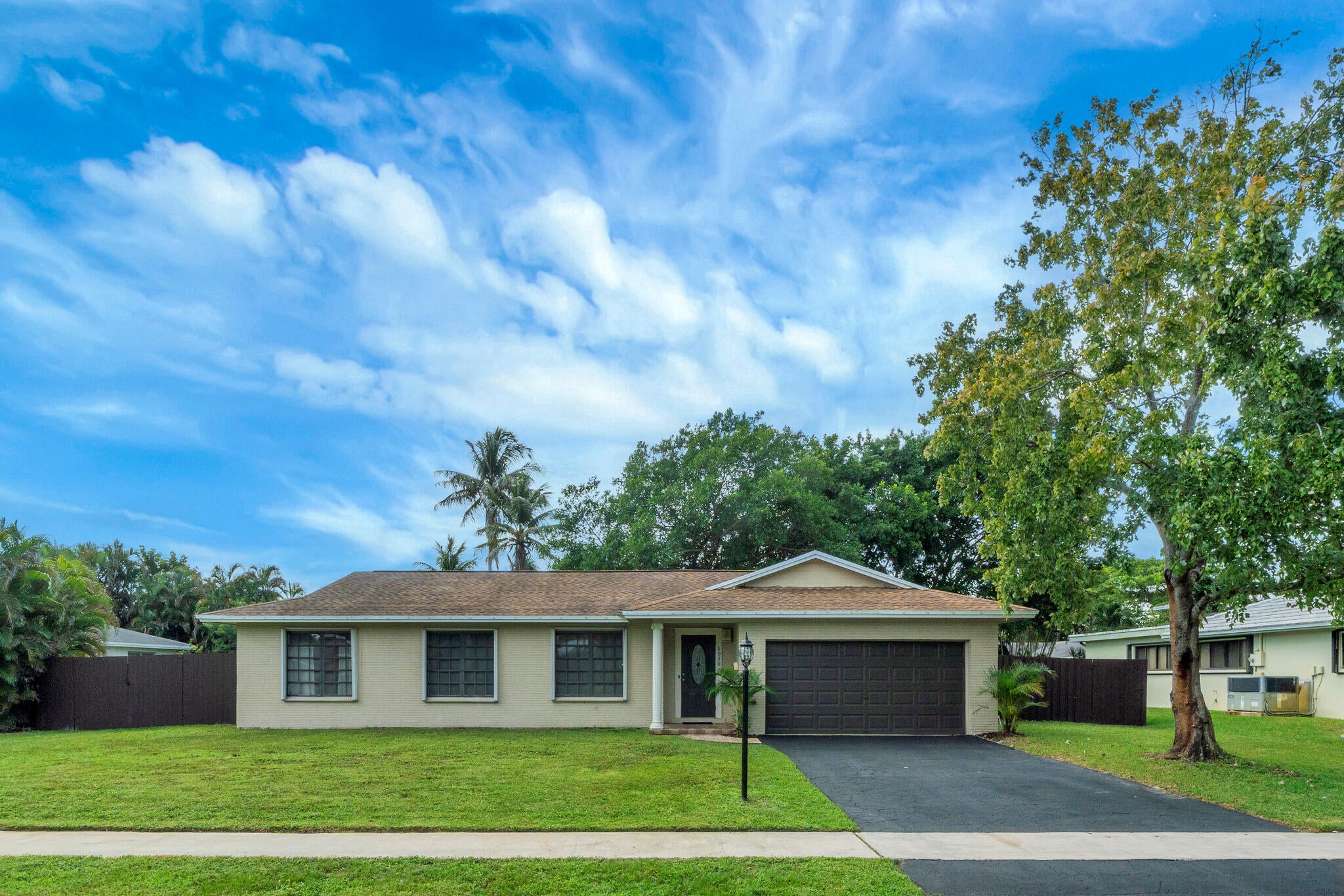 6030 SW 8TH Court