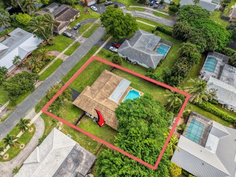 Tiny photo for 6030 SW 8TH Court, Plantation, FL 33317 (MLS # B26087095)