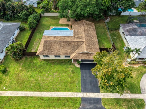 Tiny photo for 6030 SW 8TH Court, Plantation, FL 33317 (MLS # B26087095)