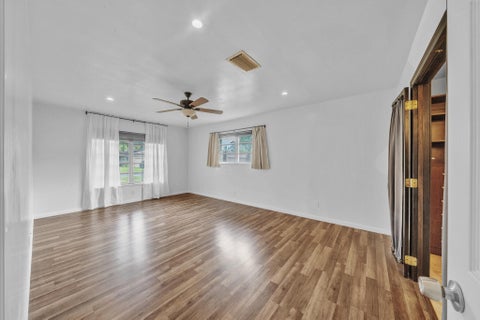 Tiny photo for 6030 SW 8TH Court, Plantation, FL 33317 (MLS # B26087095)