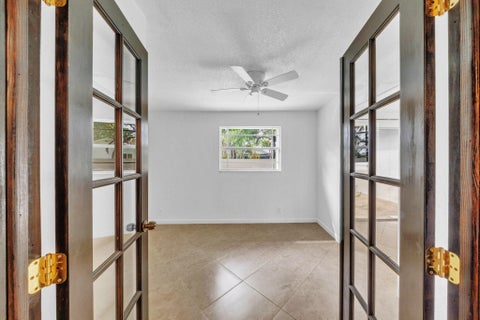 Tiny photo for 6030 SW 8TH Court, Plantation, FL 33317 (MLS # B26087095)