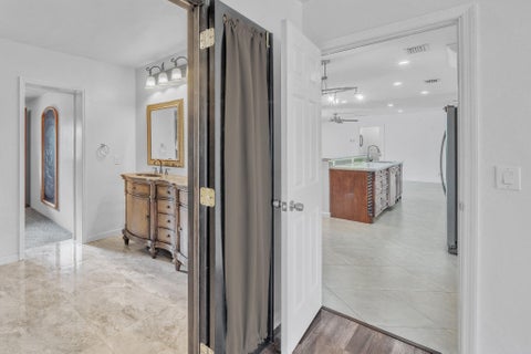 Tiny photo for 6030 SW 8TH Court, Plantation, FL 33317 (MLS # B26087095)