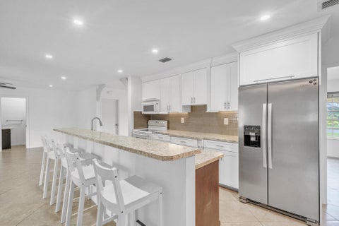 Tiny photo for 6030 SW 8TH Court, Plantation, FL 33317 (MLS # B26087095)