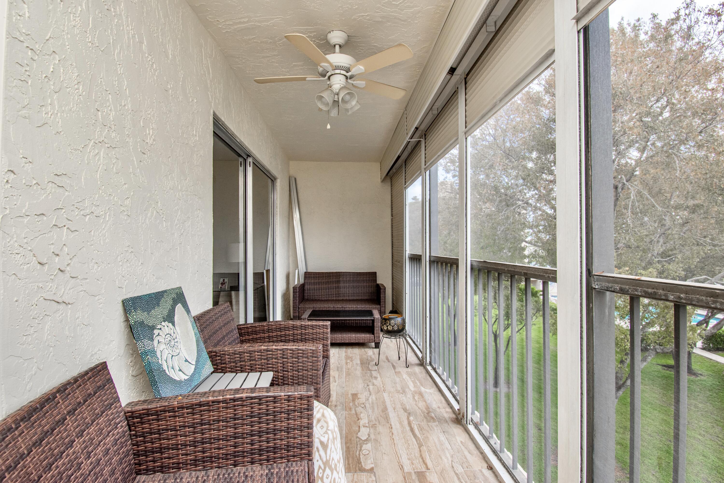 HUNTINGTON LAKES SEC THREE CONDOS - Residential