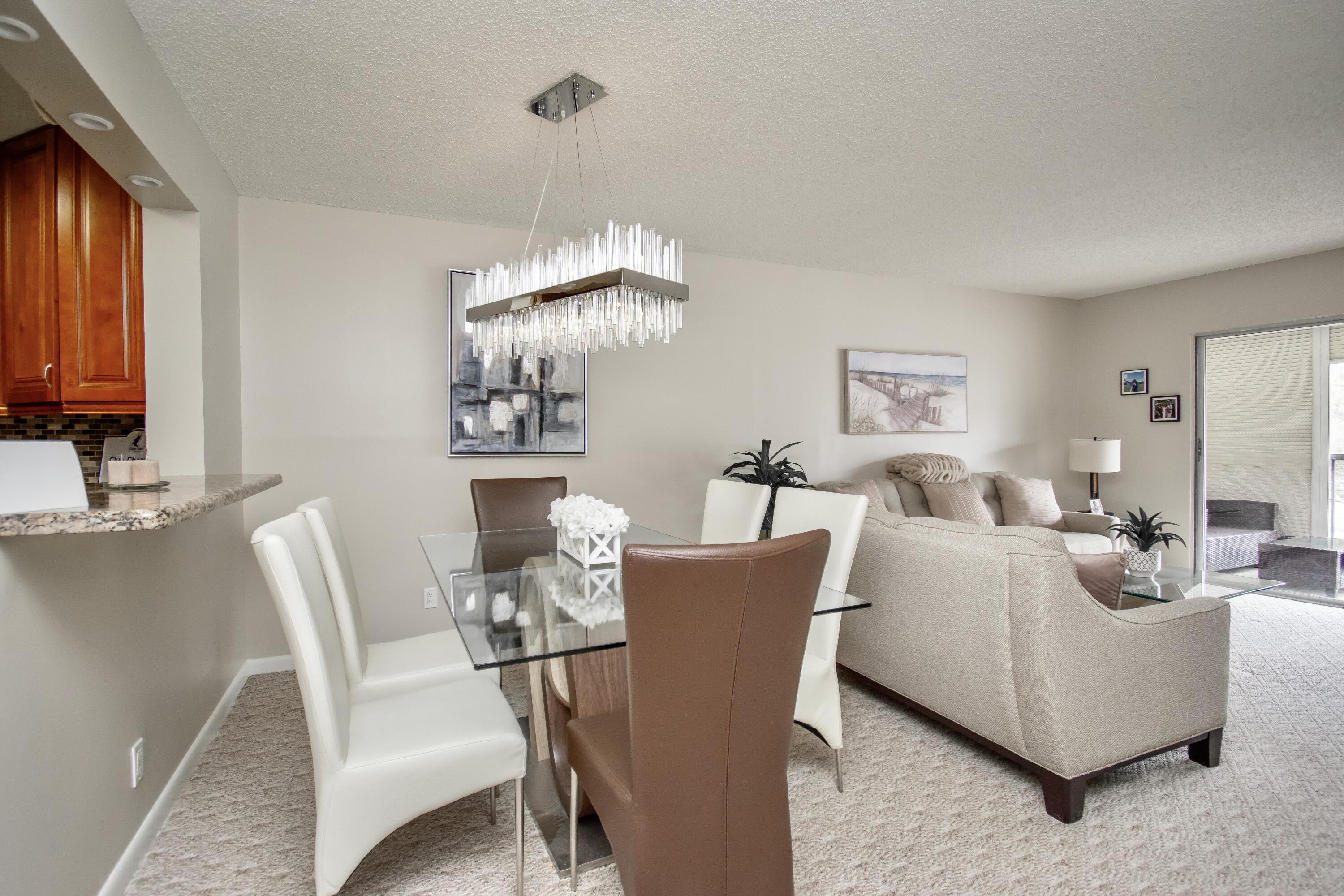 HUNTINGTON LAKES SEC THREE CONDOS - Residential