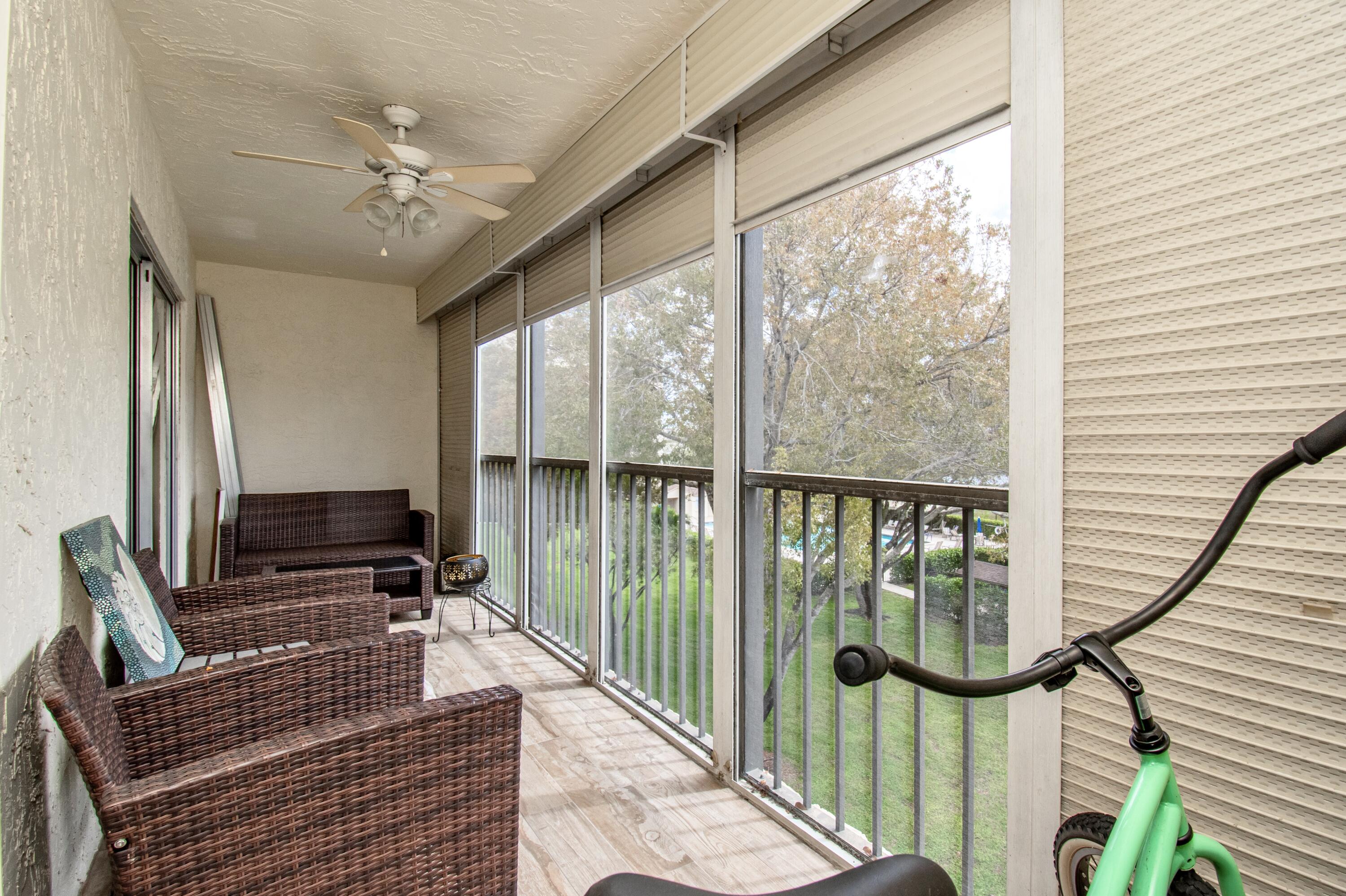 HUNTINGTON LAKES SEC THREE CONDOS - Residential