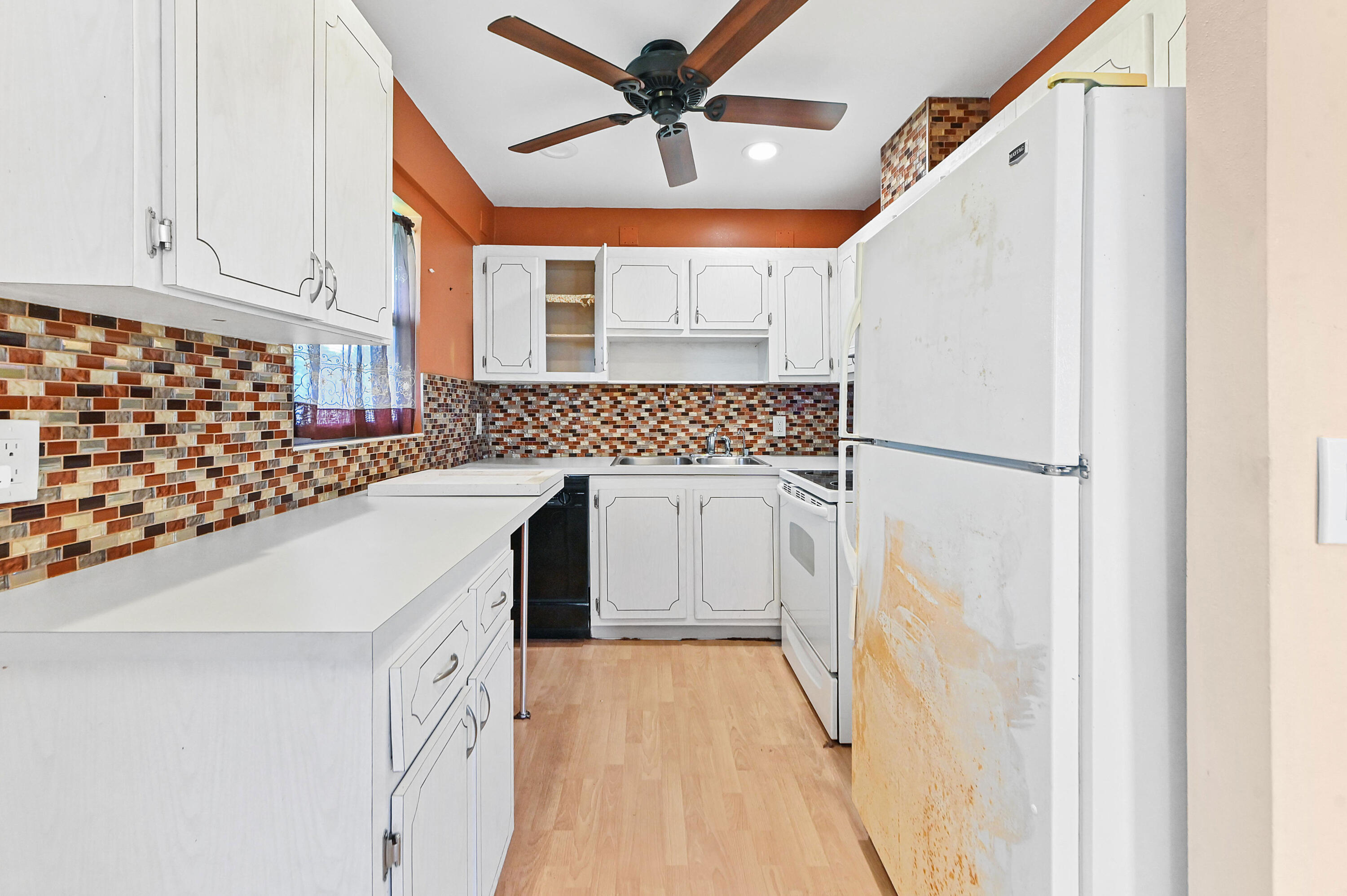KINGS POINT SEVILLE CONDOS - Residential