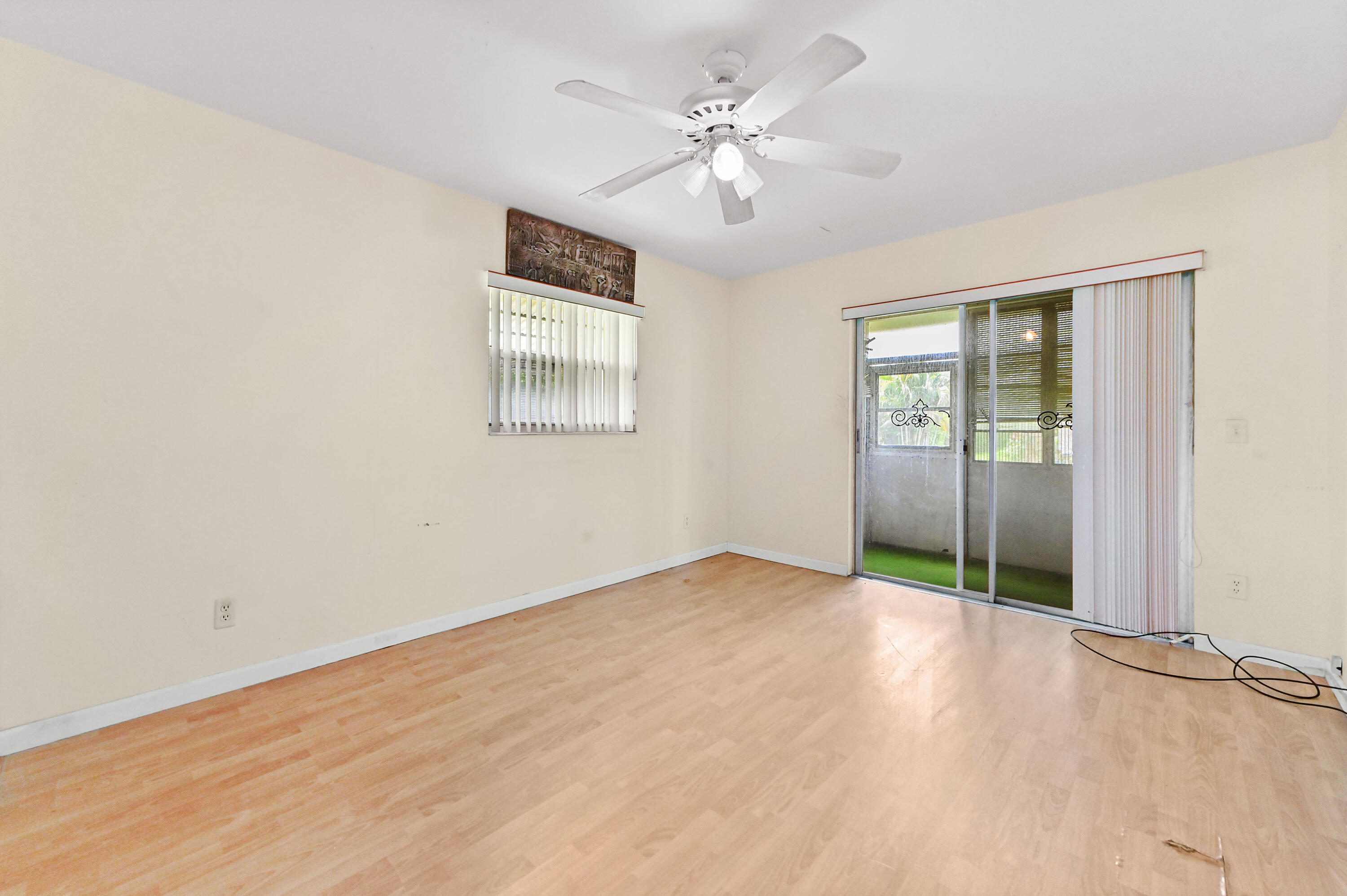 KINGS POINT SEVILLE CONDOS - Residential