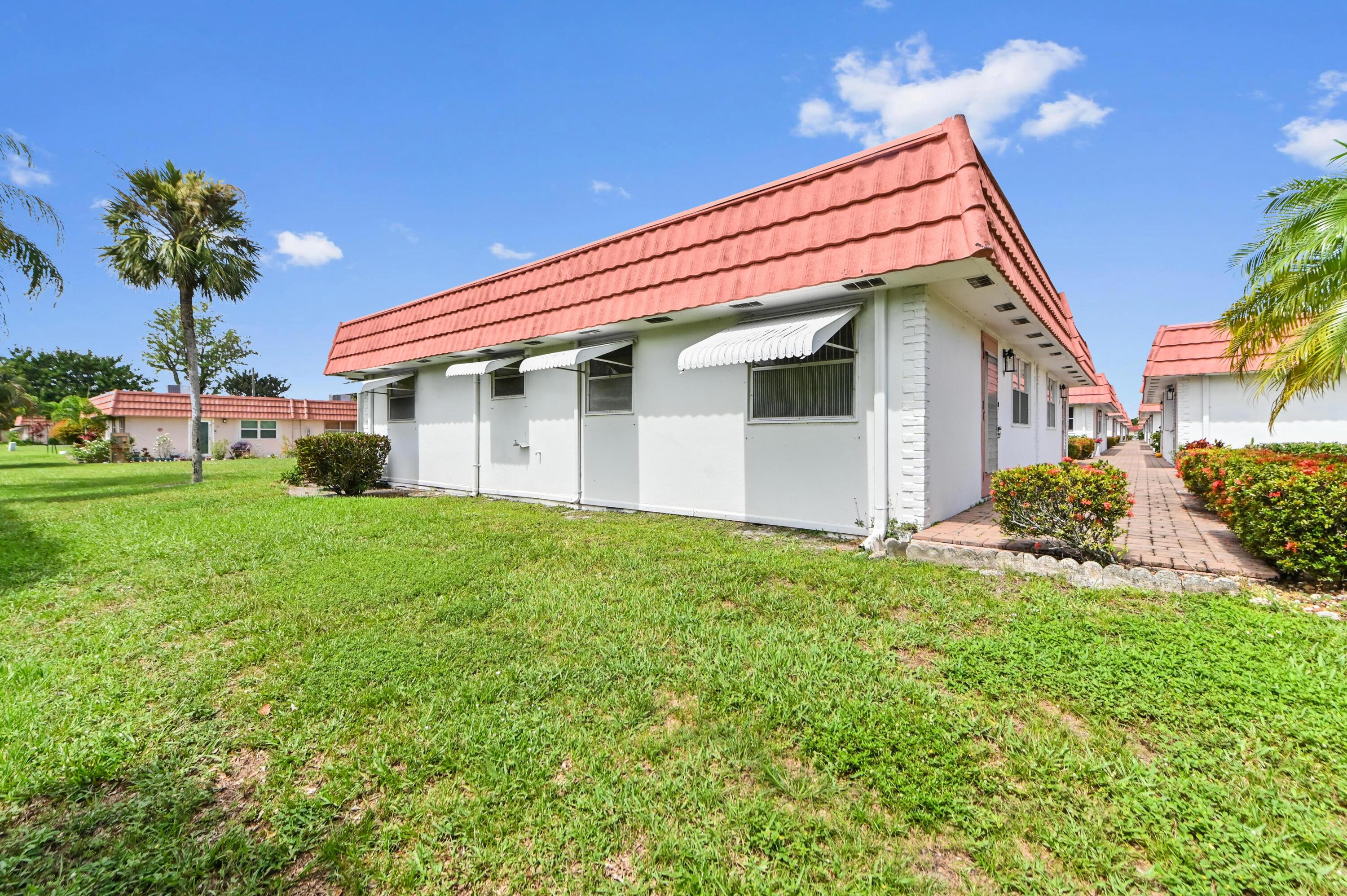 KINGS POINT SEVILLE CONDOS - Residential