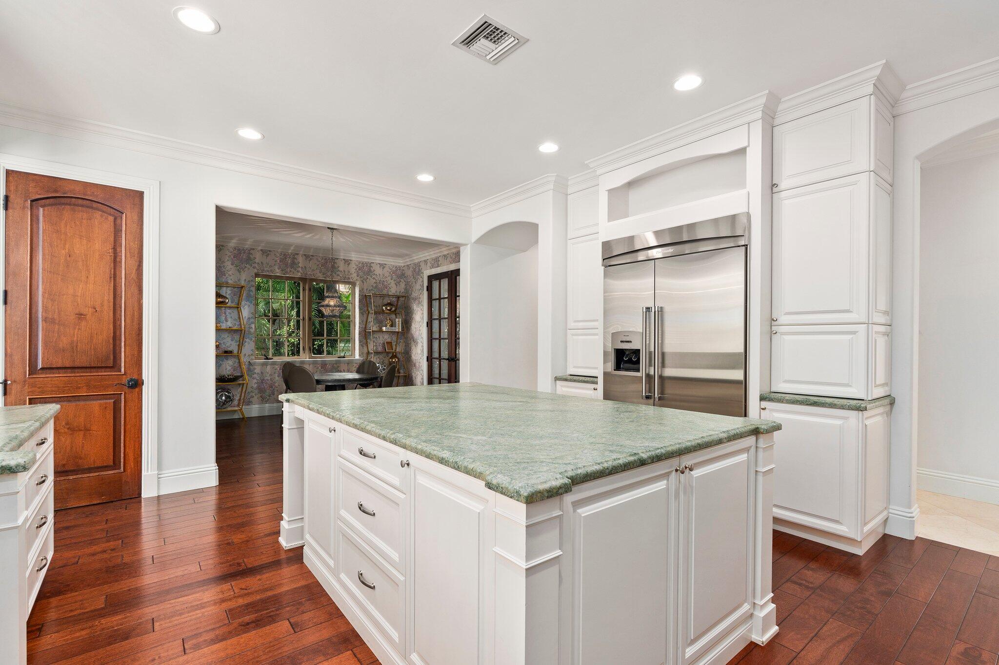 INTRACOASTAL PARK - Residential