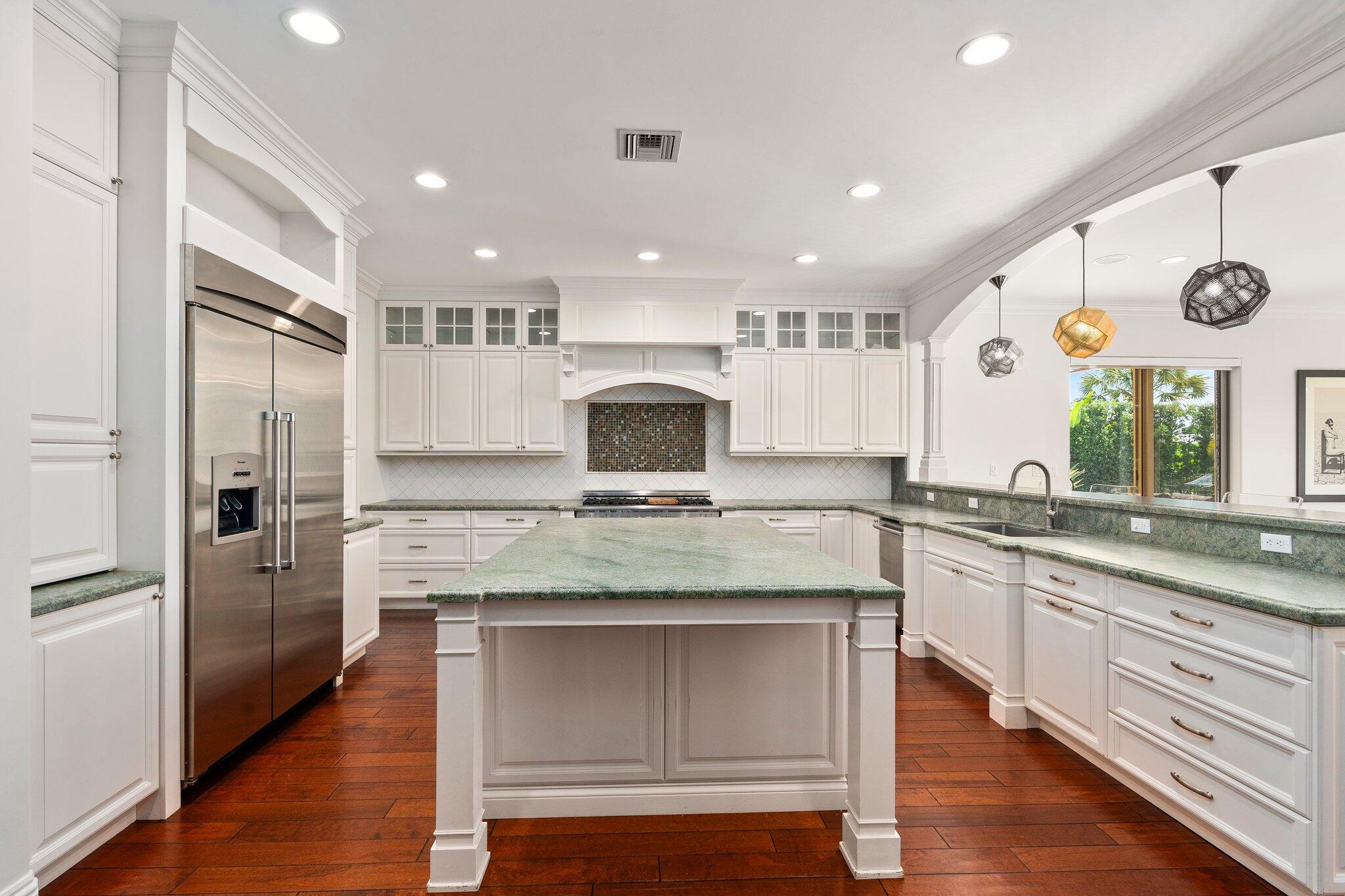 INTRACOASTAL PARK - Residential