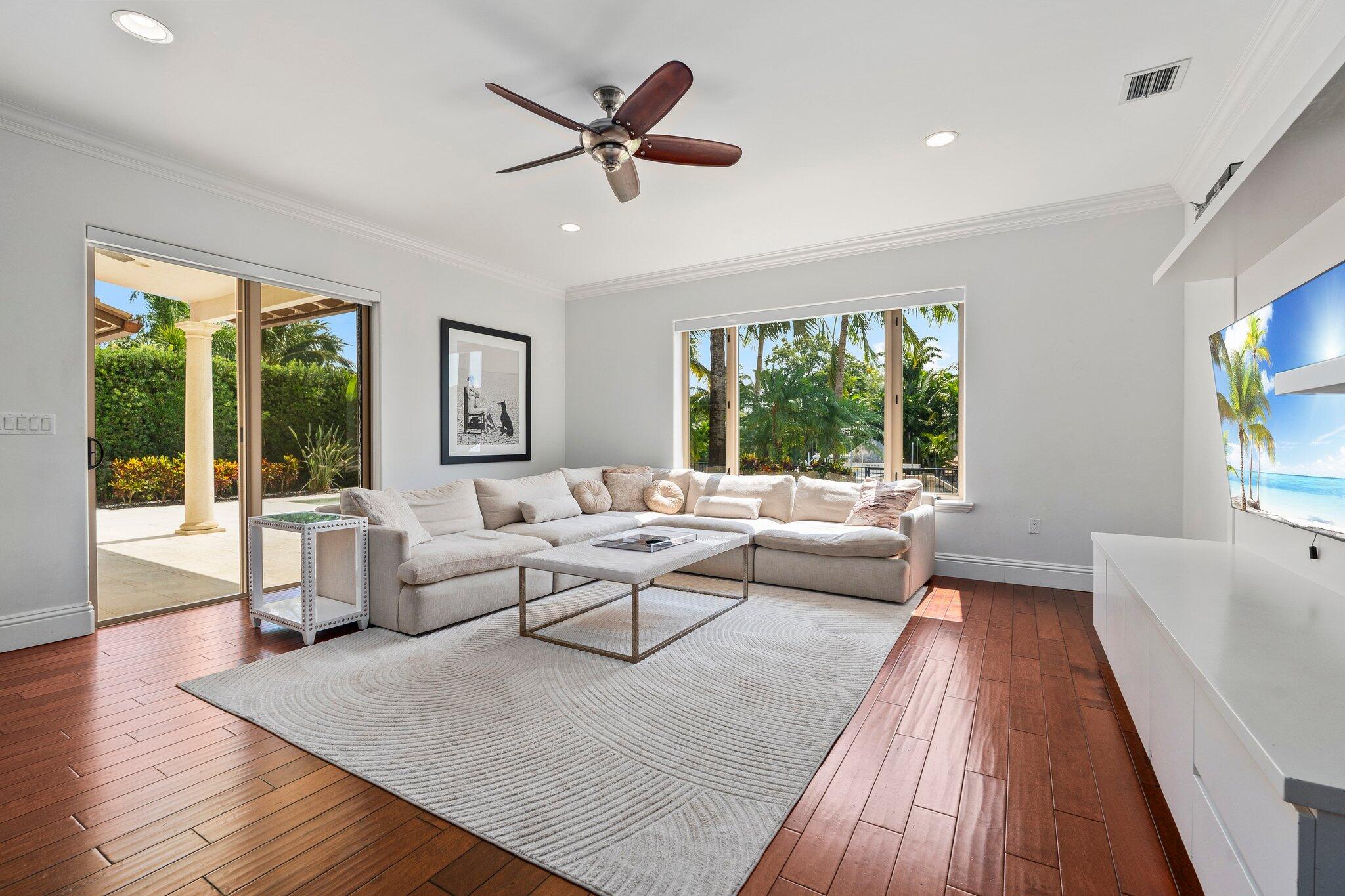 INTRACOASTAL PARK - Residential