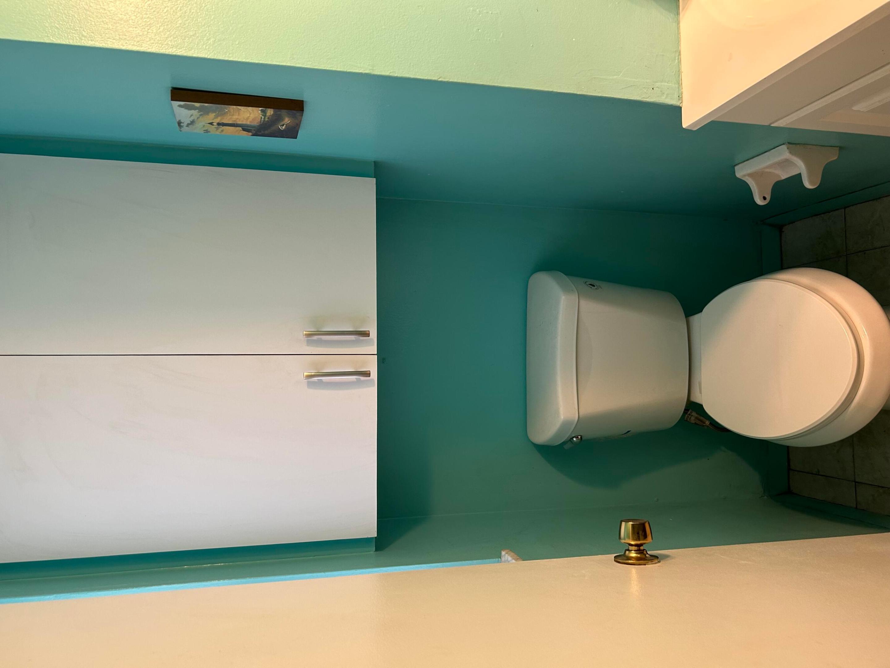 CROSS FOX CONDO - Residential